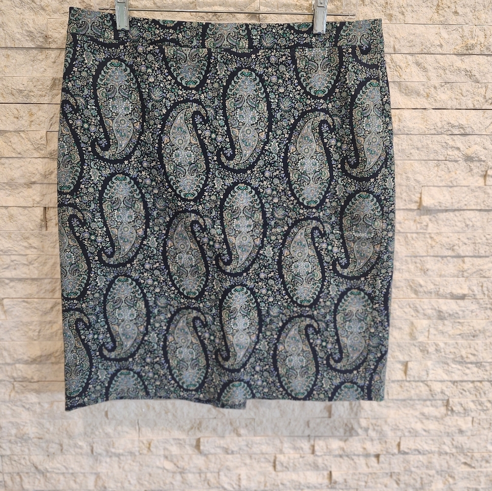 J Crew Green Blue Paisley Print Pencil Skirt Size 12 Like New